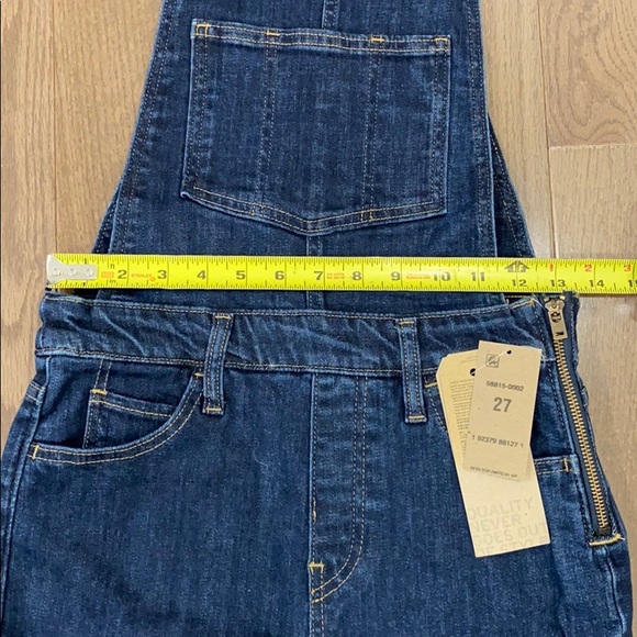 Levi’s Skinny Overalls - Picture 6 of 8